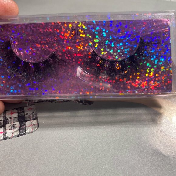 Bundle of Different Styles False Eyelashes, Fluffy Mink Lashes , Cat-Eye Look - Picture 13 of 16